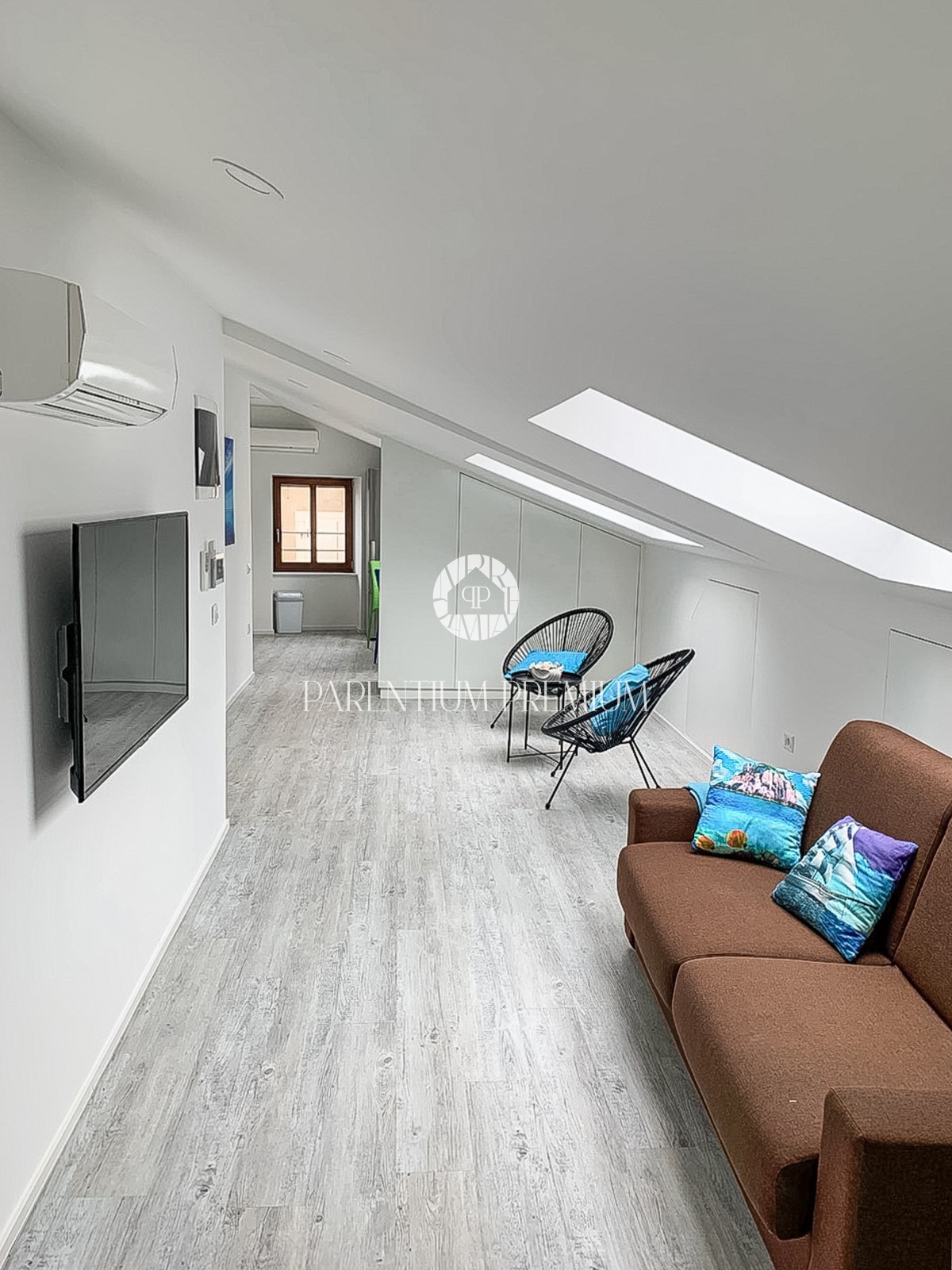 Poreč centro - Appartamento al 2° piano, a 30m dal mare