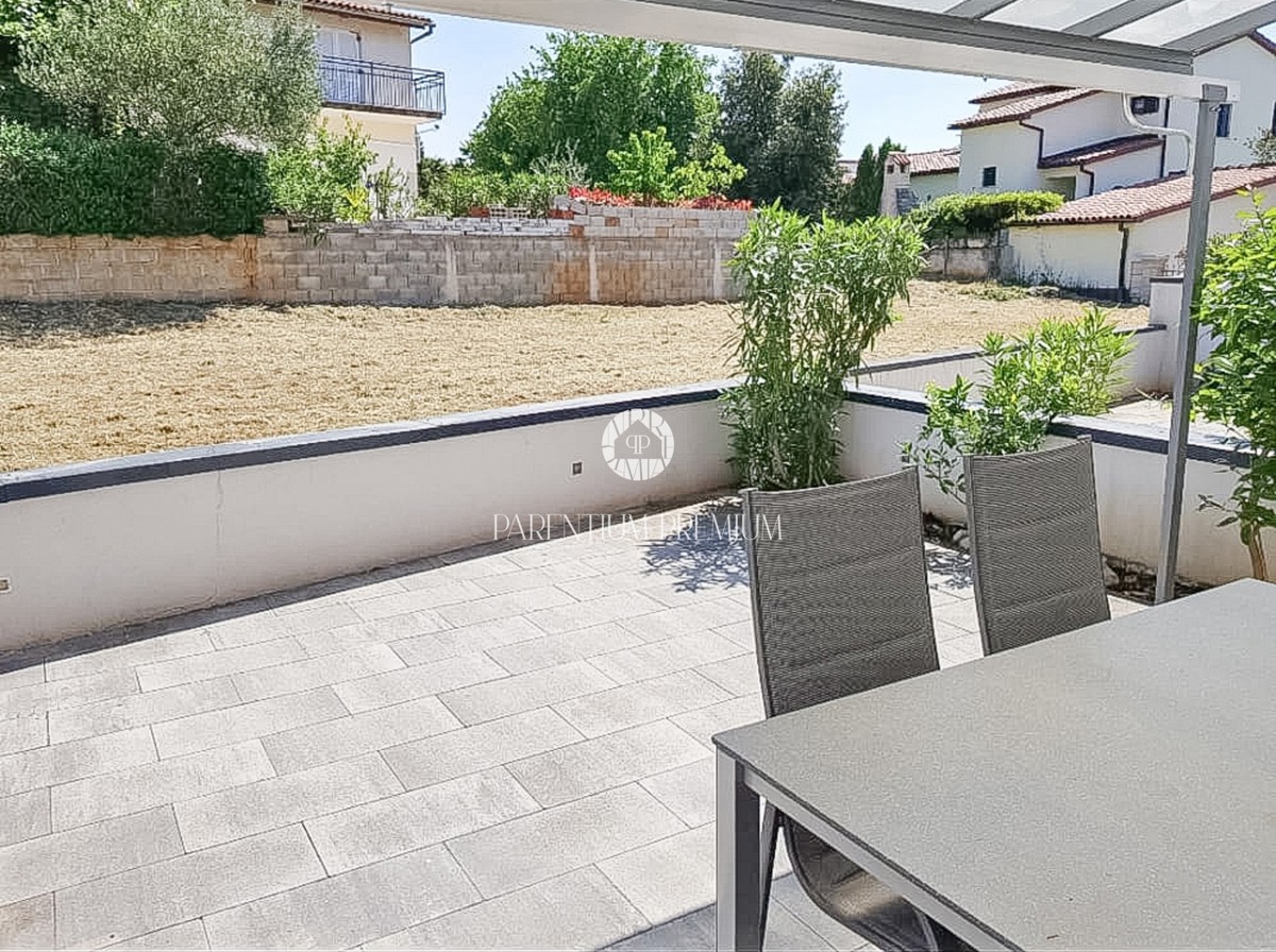 Appartamento esclusivo con piscina nei dintorni di Parenzo