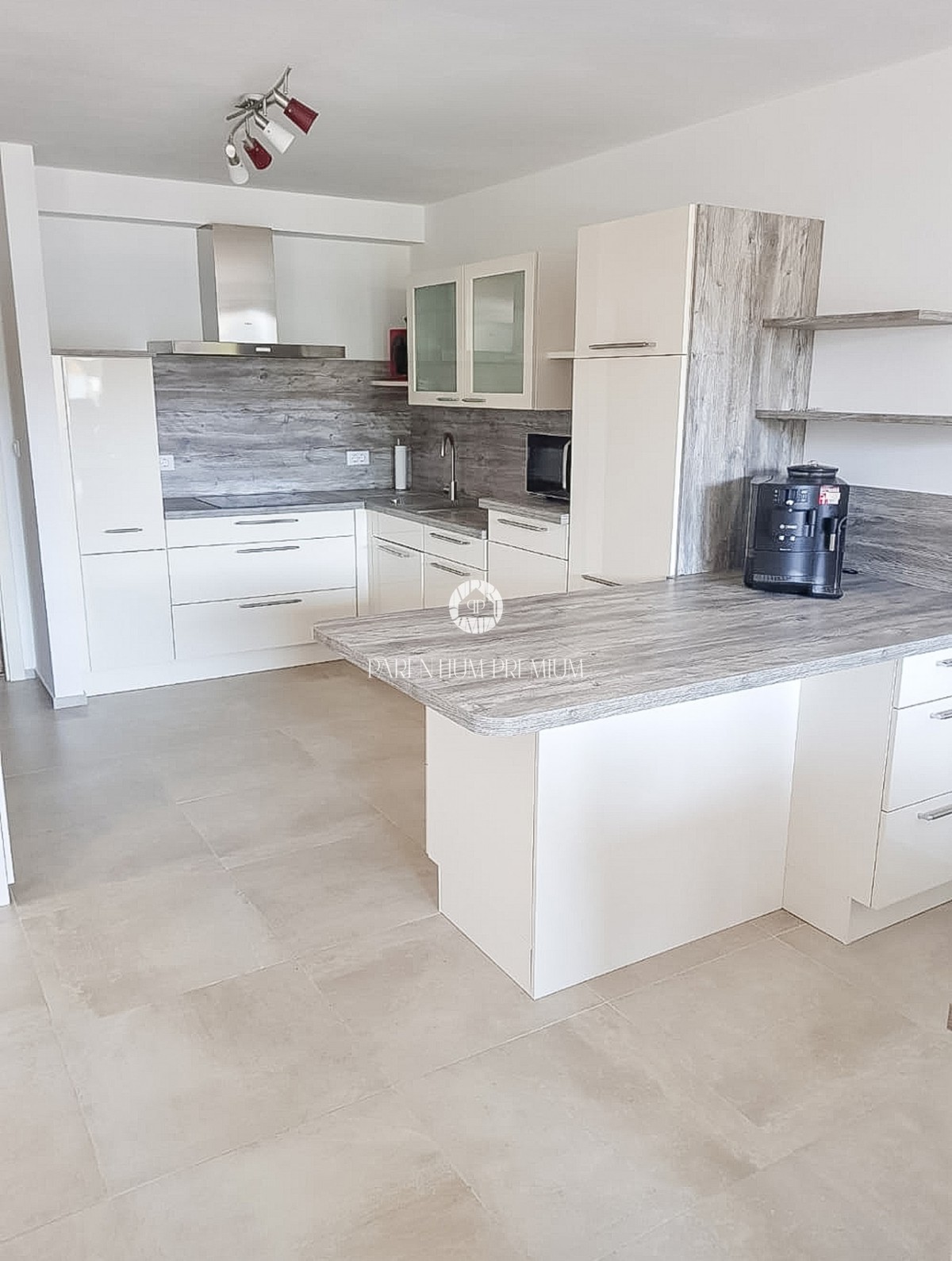 Appartamento esclusivo con piscina nei dintorni di Parenzo