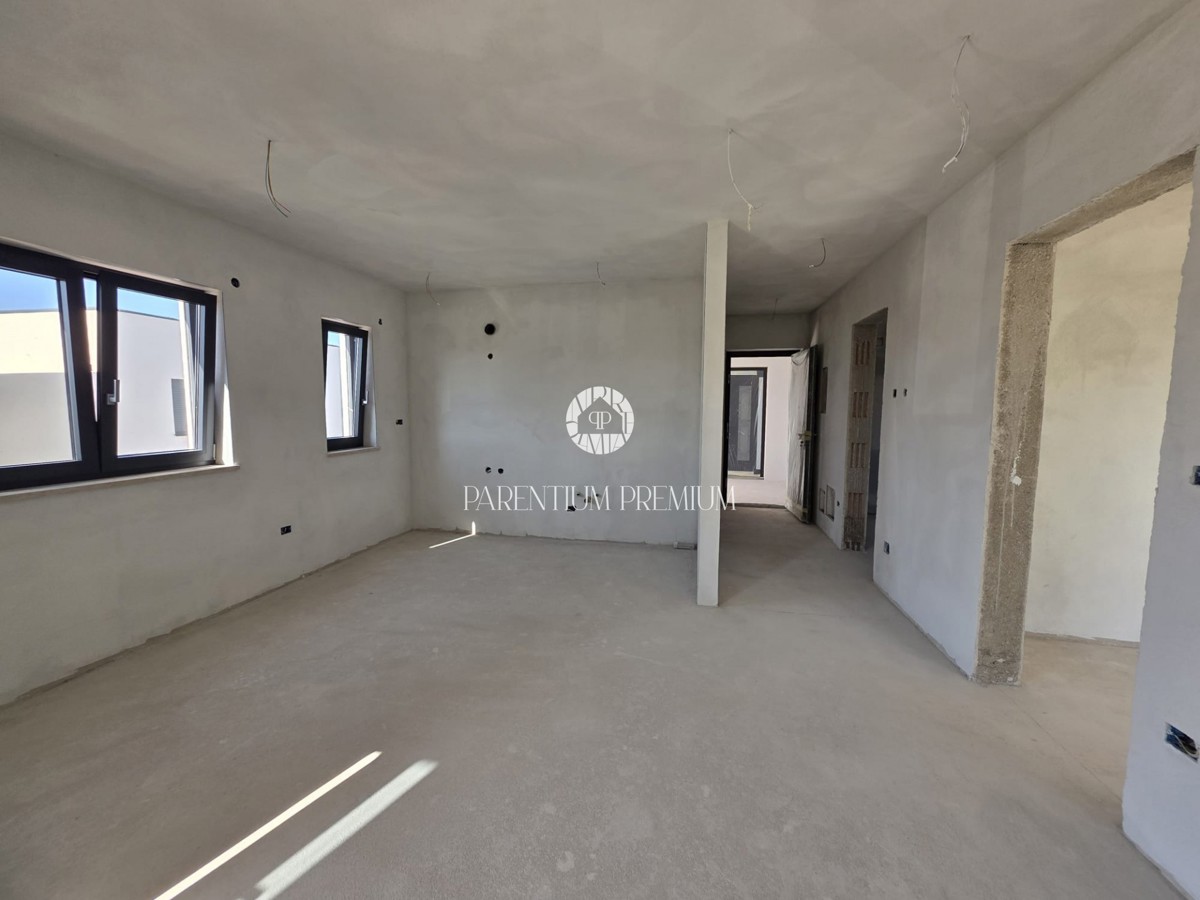 Esclusivo appartamento al primo piano, a 1500m dal mare