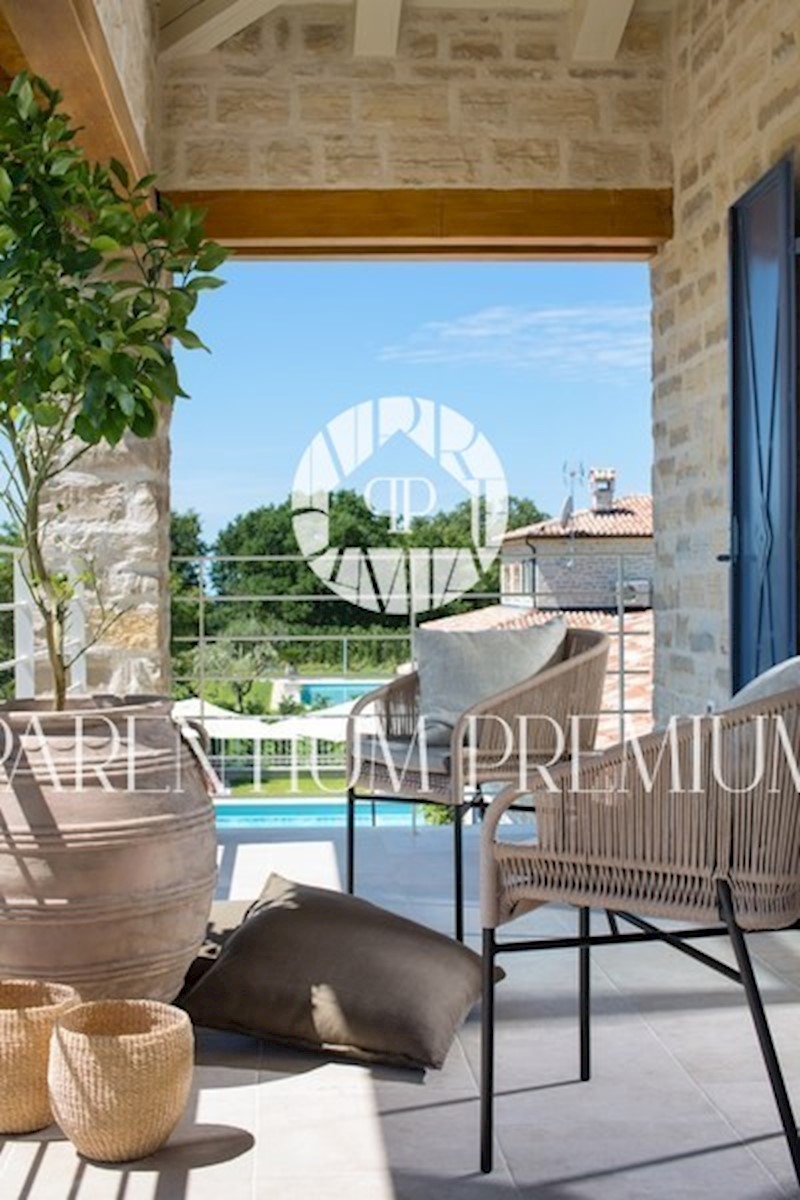 Villa di lusso in un luogo tranquillo con una natura incantevole