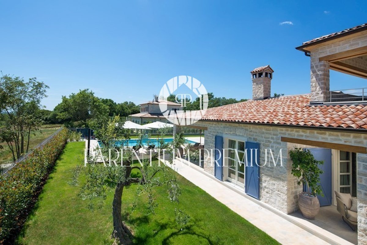 Villa di lusso in un luogo tranquillo con una natura incantevole