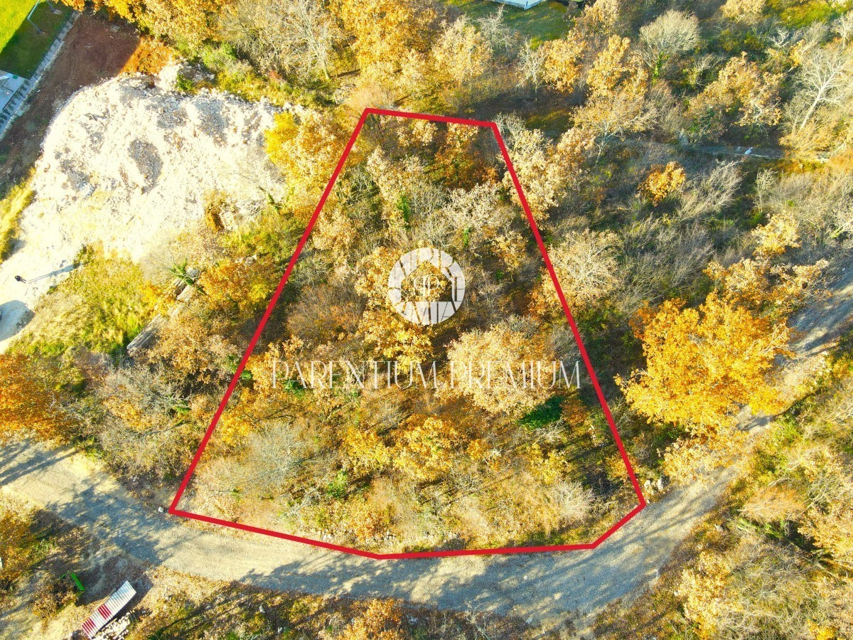 Terreno edificabile con vista mare - Ideale per costruire una villa