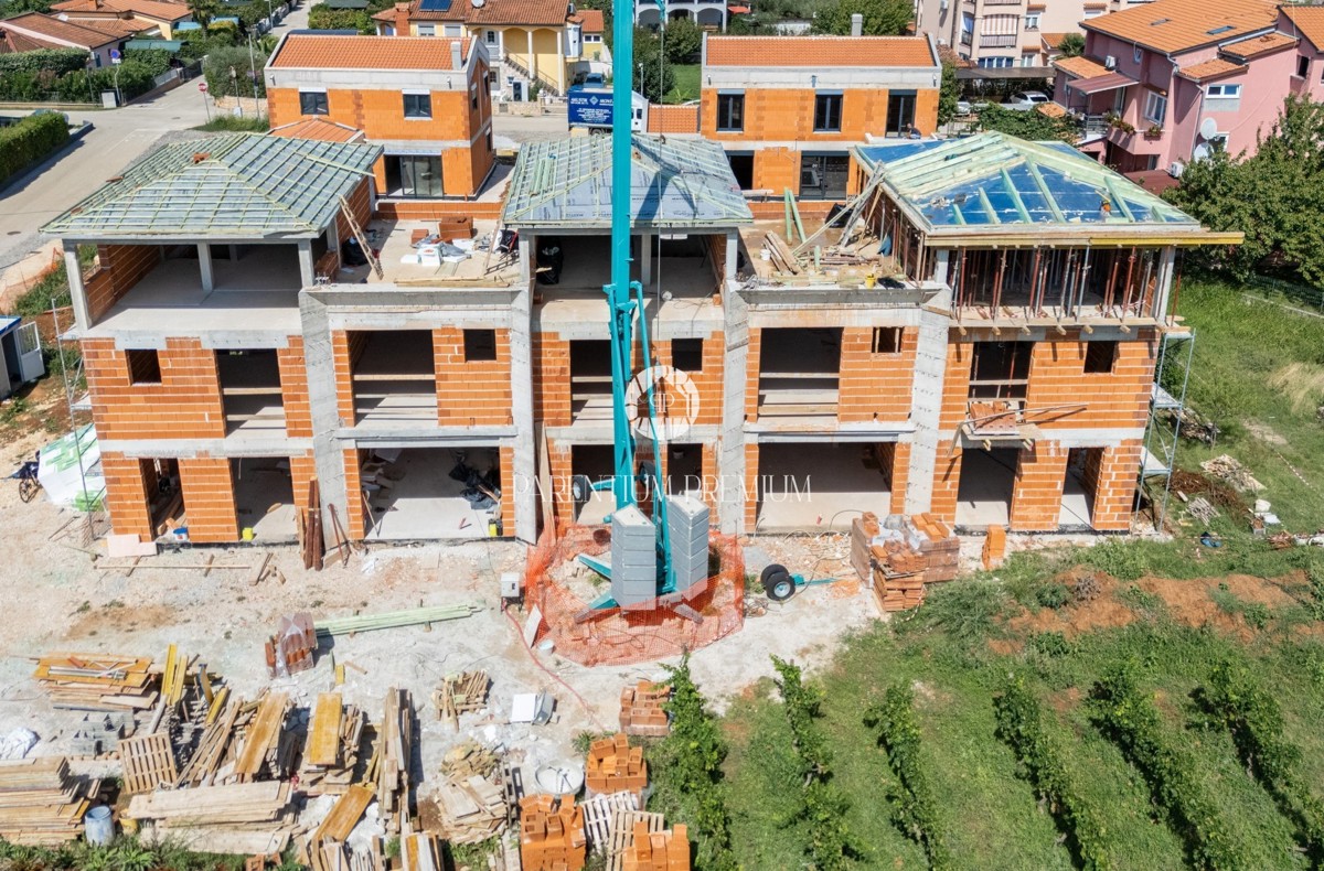 Casa a schiera a 2 km dal centro di Parenzo e dal mare