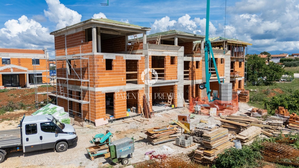Casa a schiera a 2 km dal centro di Parenzo e dal mare