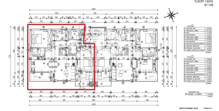 Appartamento al 1° piano con tre camere da letto, giardino privato e piscina condominiale