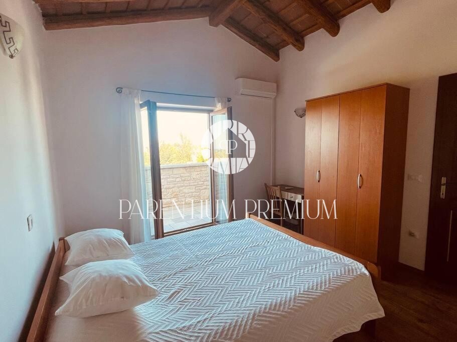 Opportunità!!! Casa in pietra con piscina e ampio giardino