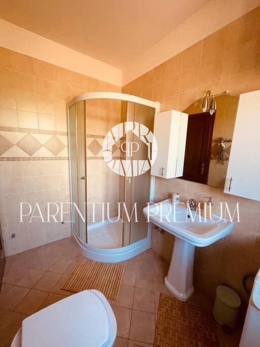 Opportunità!!! Casa in pietra con piscina e ampio giardino