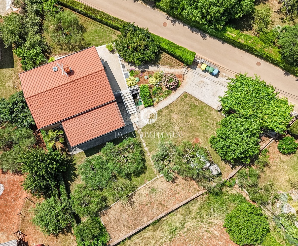 Casa indipendente con due appartamenti