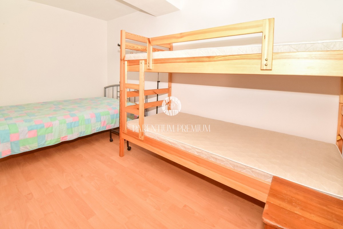 Casa indipendente con due appartamenti