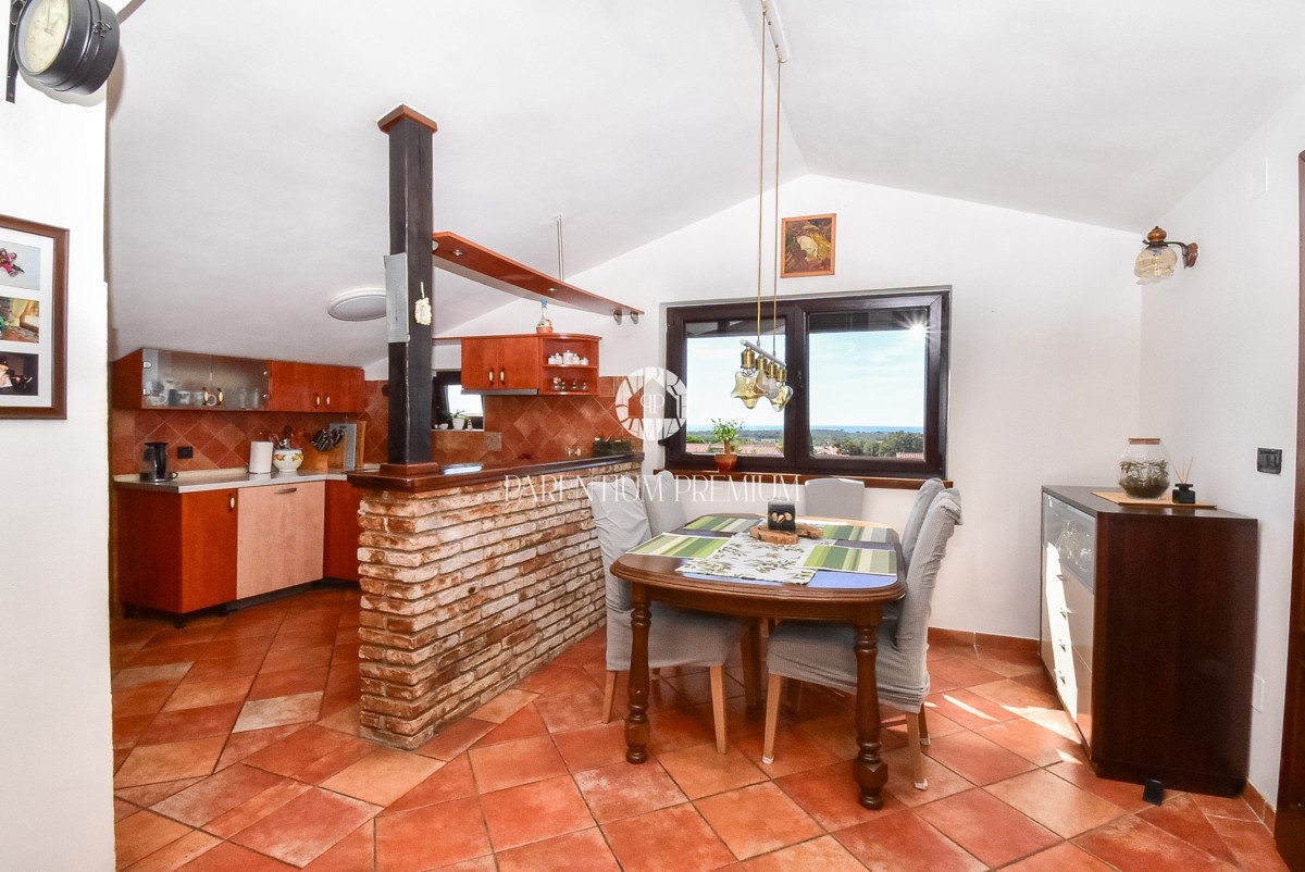 Appartamento spazioso con vista panoramica sul mare