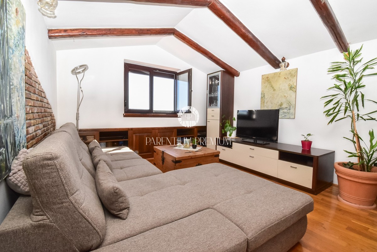 Appartamento spazioso con vista panoramica sul mare