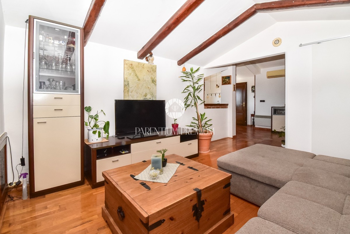 Appartamento spazioso con vista panoramica sul mare