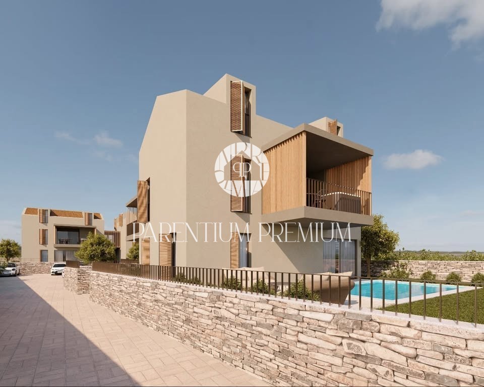 Opportunità di investimento – Terreno per 2 edifici residenziali con un totale di 8 appartamenti