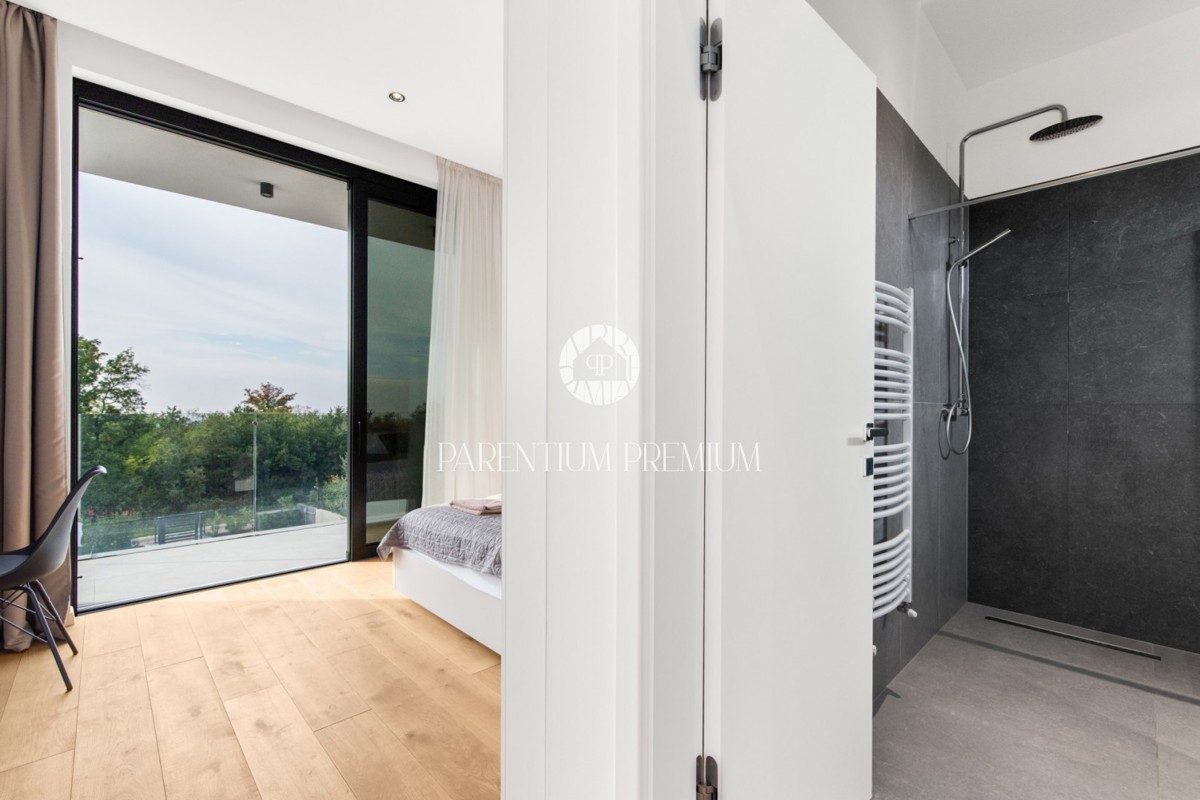 Villa di lusso esclusiva con piscina e comfort di alto livello