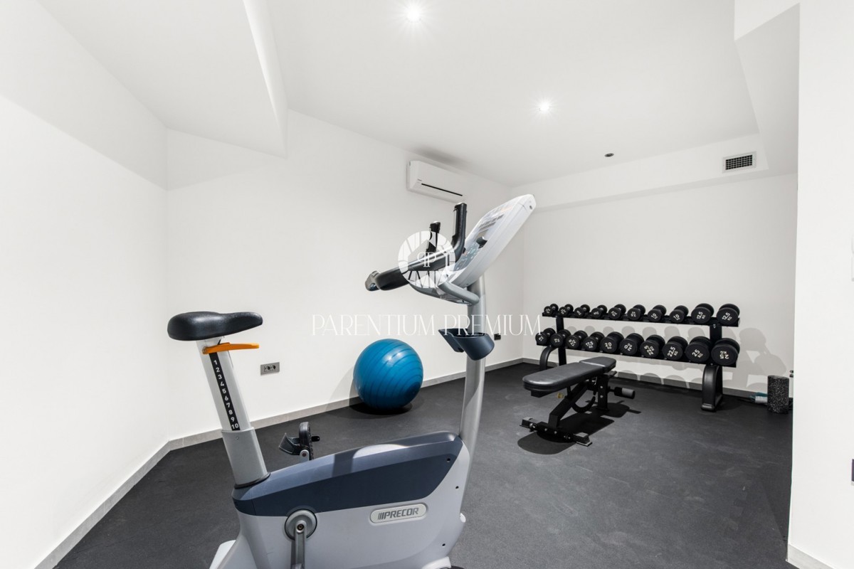 Villa di lusso esclusiva con piscina e comfort di alto livello