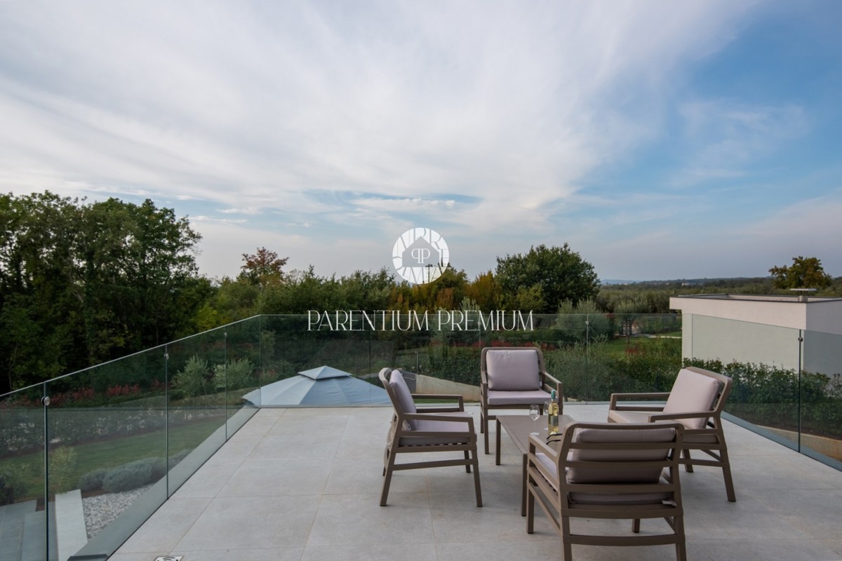 Villa di lusso esclusiva con piscina e comfort di alto livello