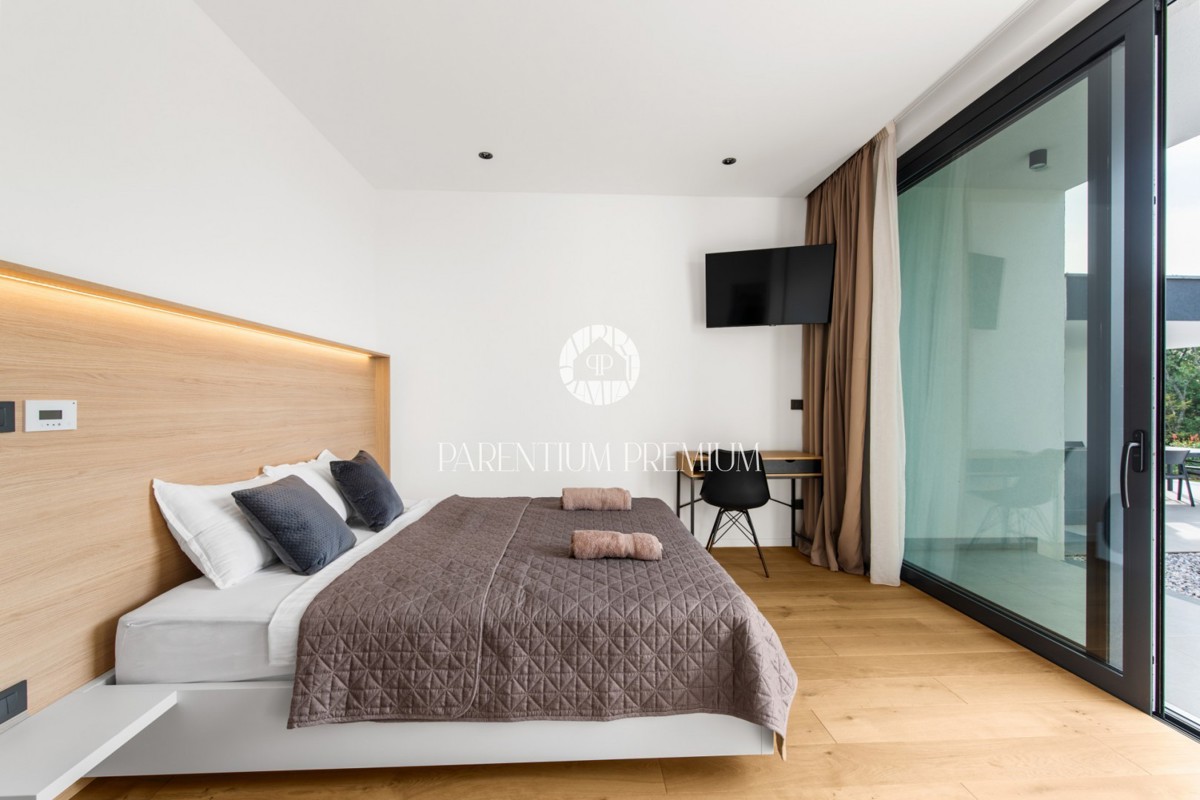 Villa di lusso esclusiva con piscina e comfort di alto livello