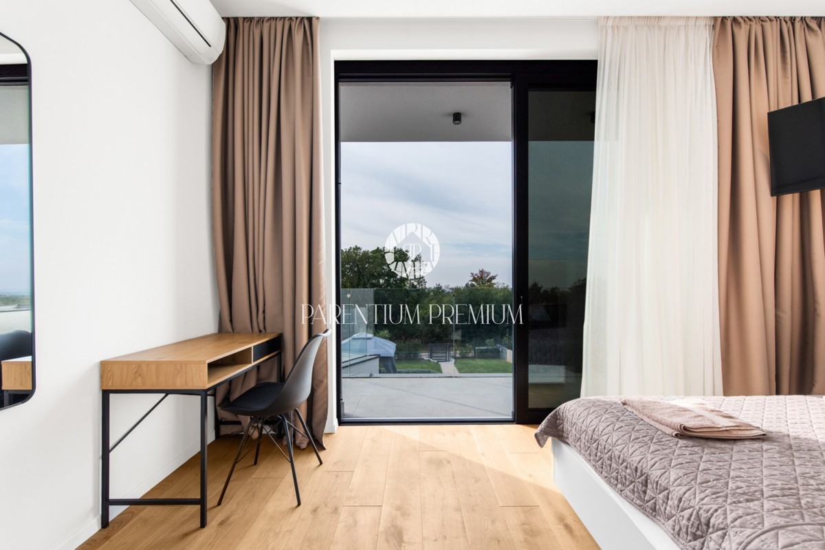 Villa di lusso esclusiva con piscina e comfort di alto livello