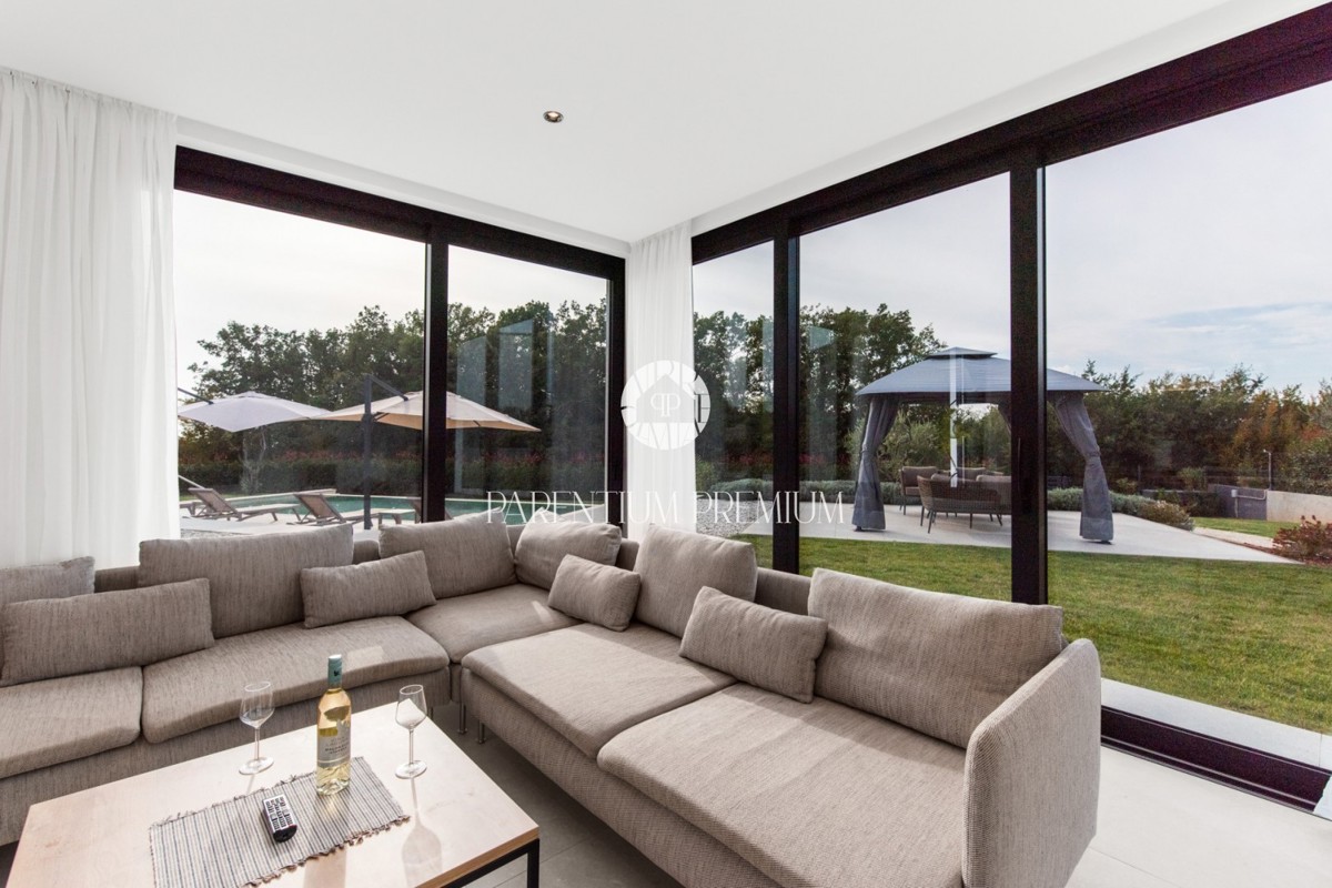 Villa di lusso esclusiva con piscina e comfort di alto livello