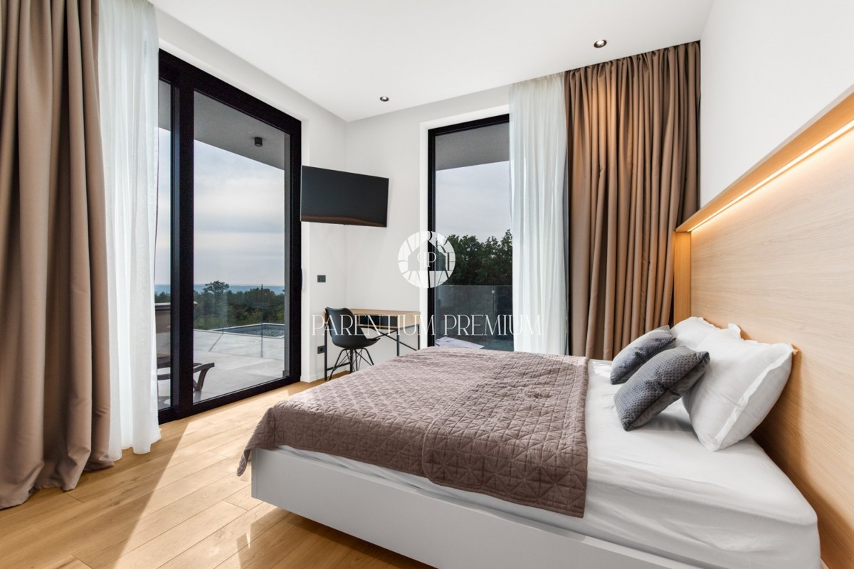 Villa di lusso esclusiva con piscina e comfort di alto livello