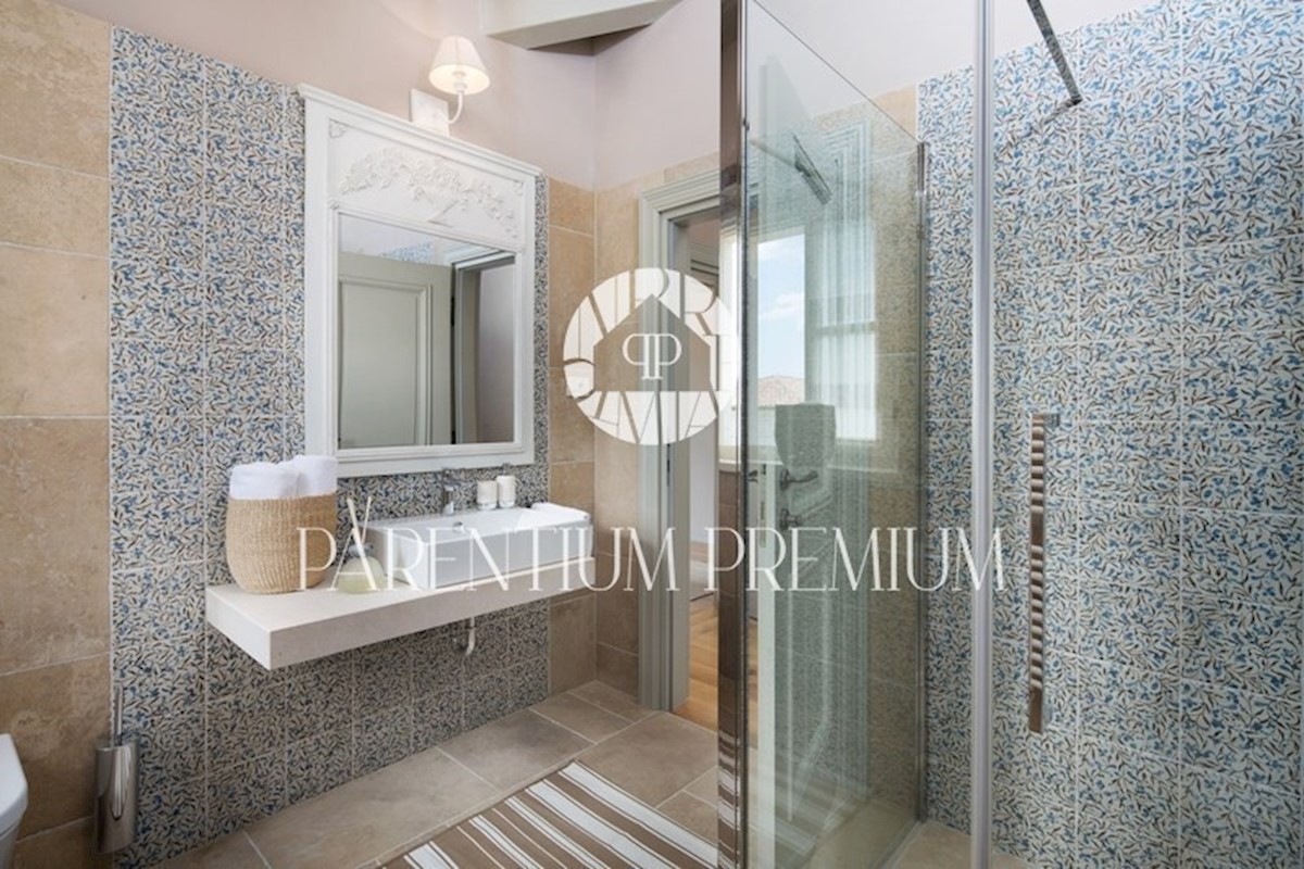 Villa di lusso con piscina in un posto tranquillo