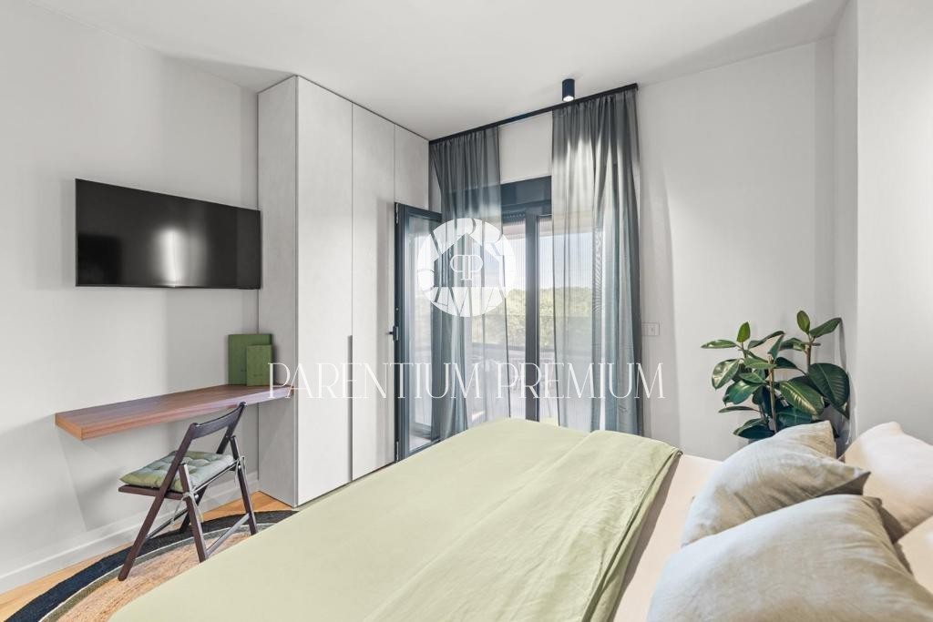 Villa moderna di qualità con piscina riscaldata a 800 metri dal mare