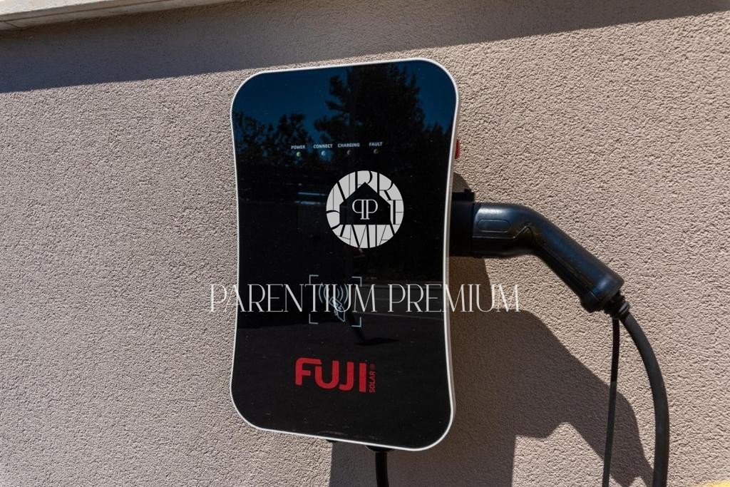 Villa moderna di qualità con piscina riscaldata a 800 metri dal mare