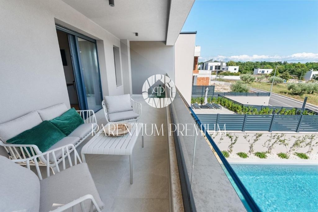 Villa moderna di qualità con piscina riscaldata a 800 metri dal mare