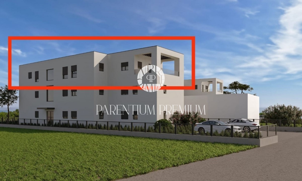Attico moderno con vista panoramica sul mare e sulla città
