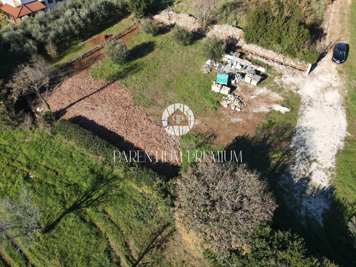 Kaštelir - Terreno edificabile con vista mare e progetto concettuale