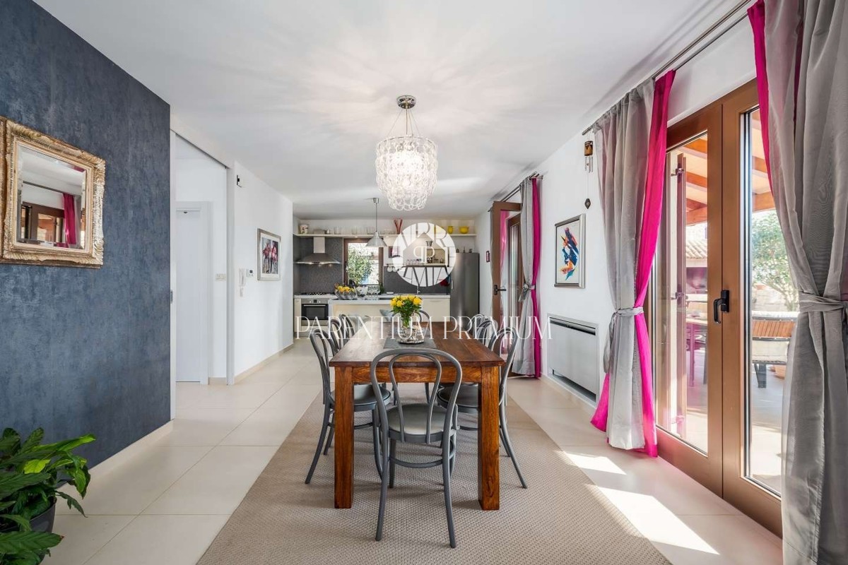 Bella casa indipendente in un tranquillo villaggio a 5 km dal centro