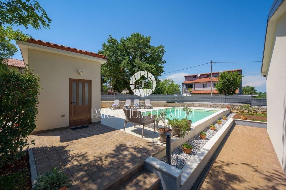 Bella casa indipendente in un tranquillo villaggio a 5 km dal centro