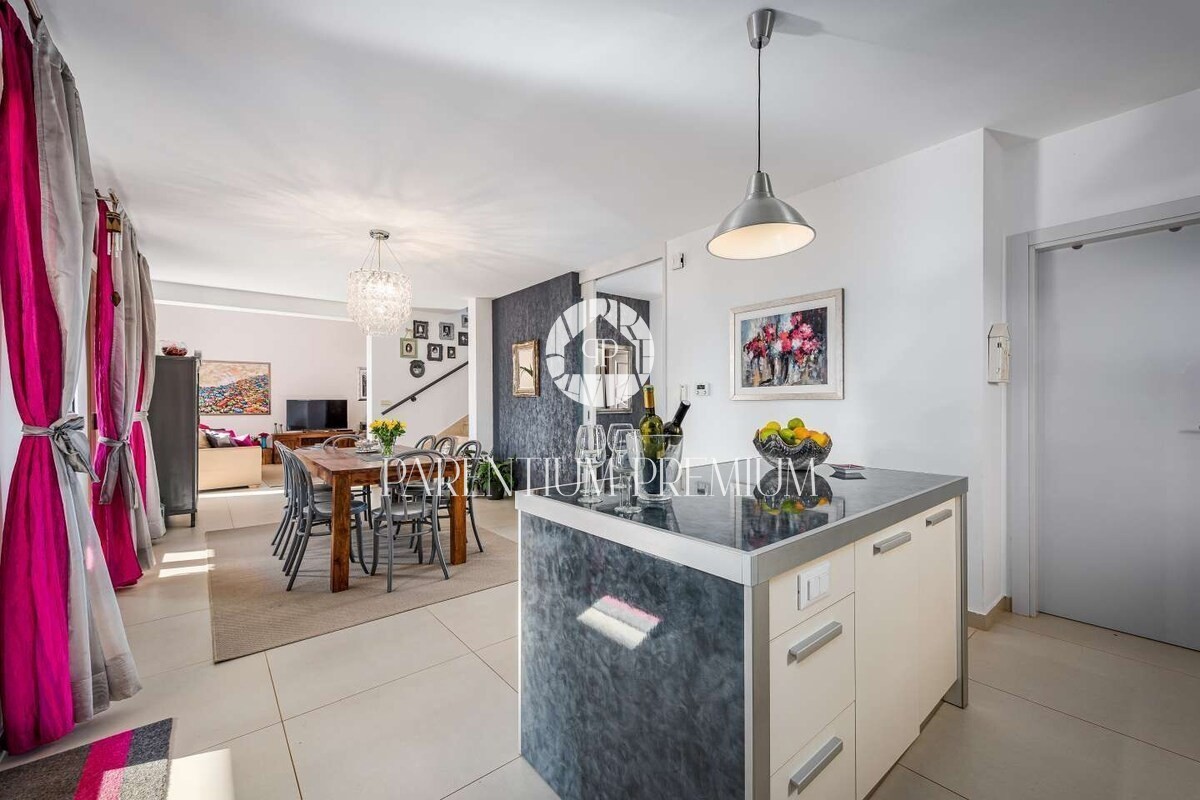 Bella casa indipendente in un tranquillo villaggio a 5 km dal centro