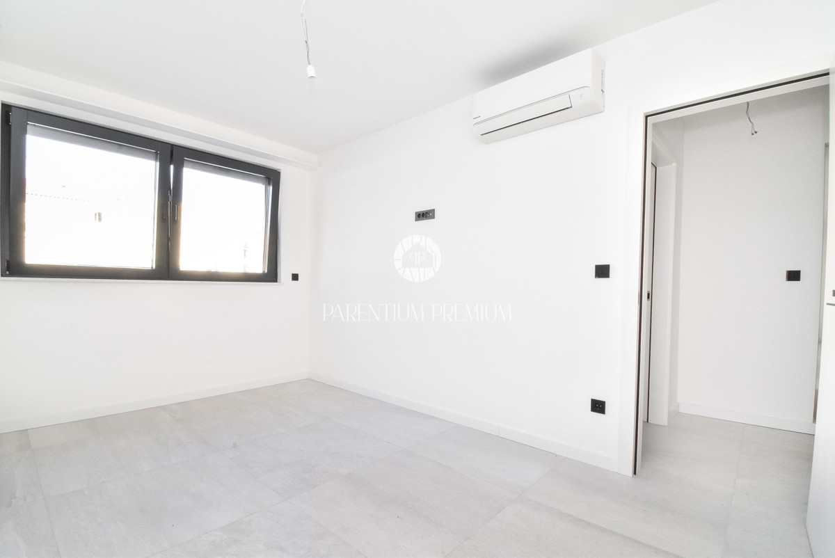 Appartamento esclusivo in centro – 2° piano, ascensore e posto auto in garage