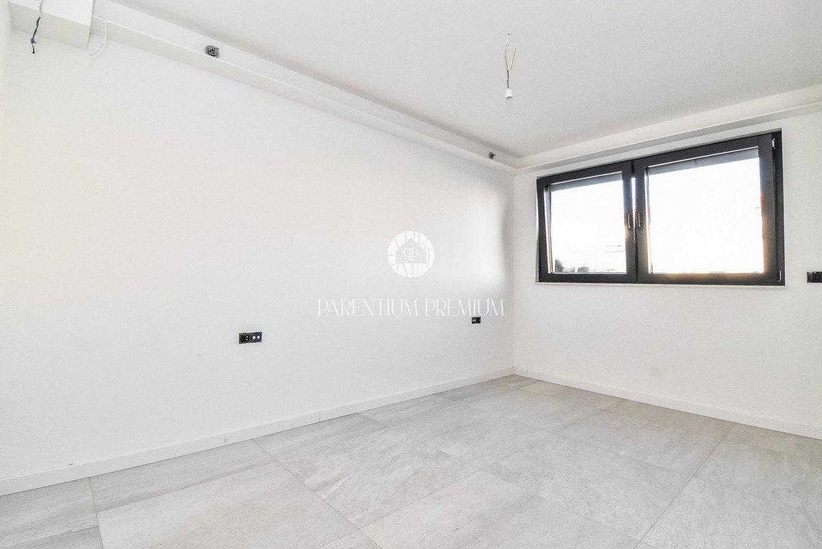 Appartamento esclusivo in centro – 2° piano, ascensore e posto auto in garage