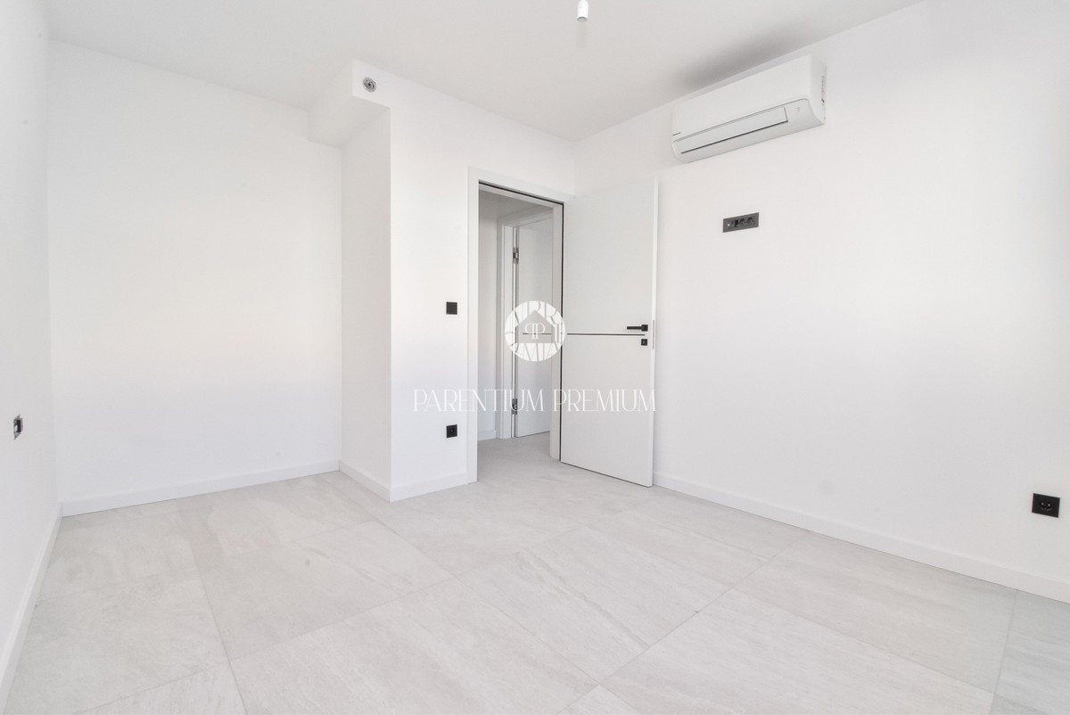 Appartamento esclusivo in centro – 2° piano, ascensore e posto auto in garage