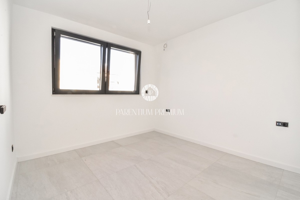 Appartamento esclusivo in centro – 2° piano, ascensore e posto auto in garage