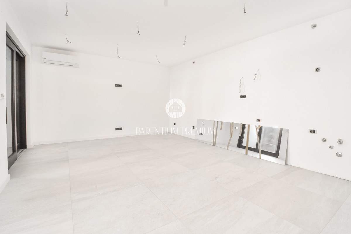 Appartamento esclusivo in centro – 2° piano, ascensore e posto auto in garage