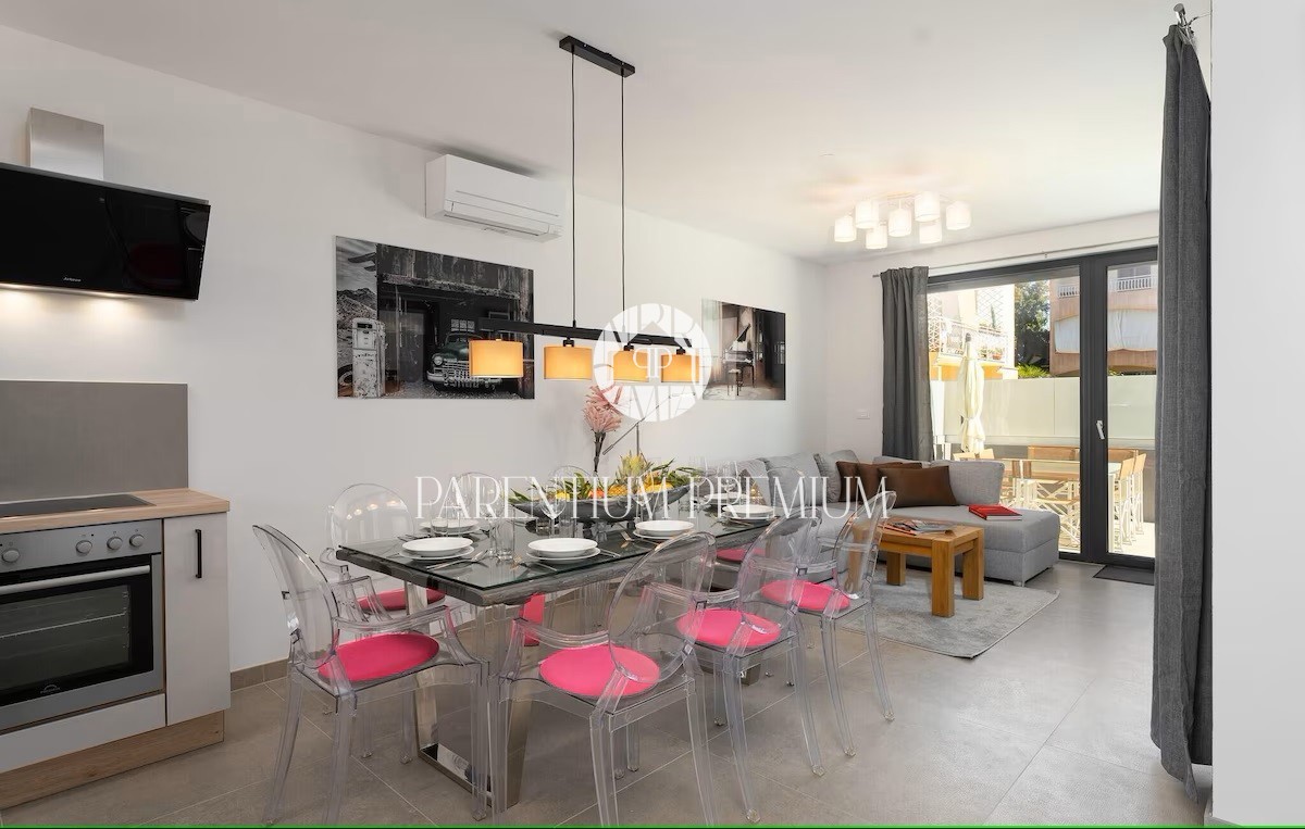 Attraente casa a schiera, a 500 m dal mare