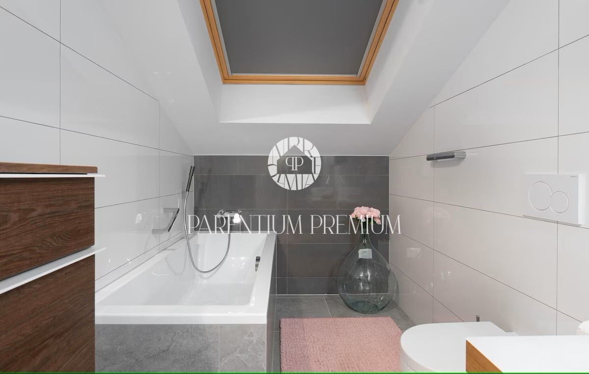 Attraente casa a schiera, a 500 m dal mare