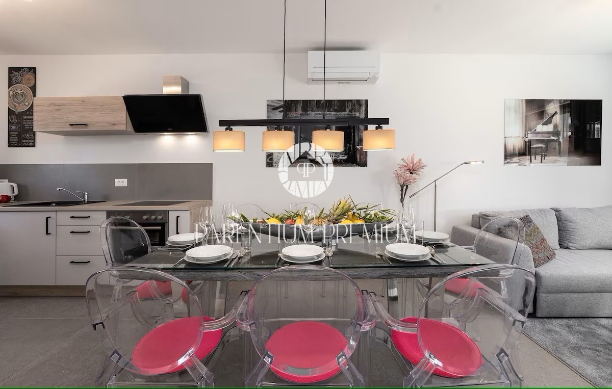 Attraente casa a schiera, a 500 m dal mare