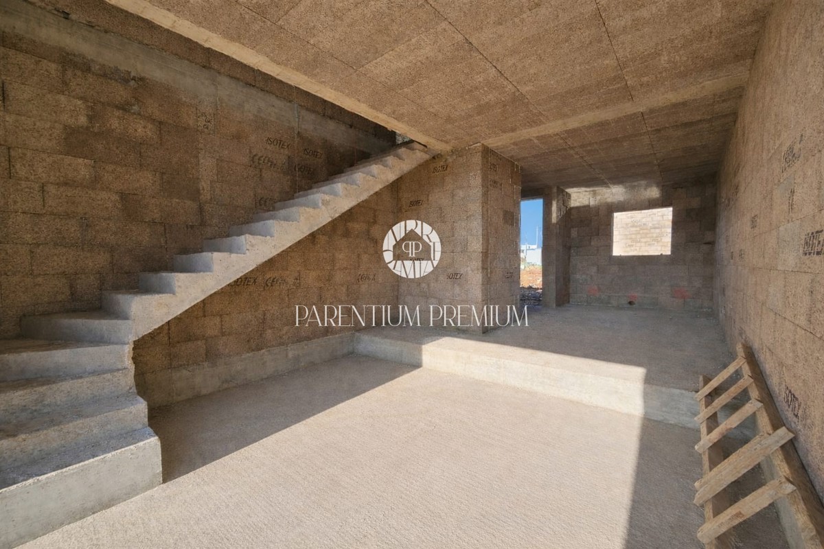 Costruzione ISOTEX di alta qualità – Casa ad alta efficienza energetica con vista mare