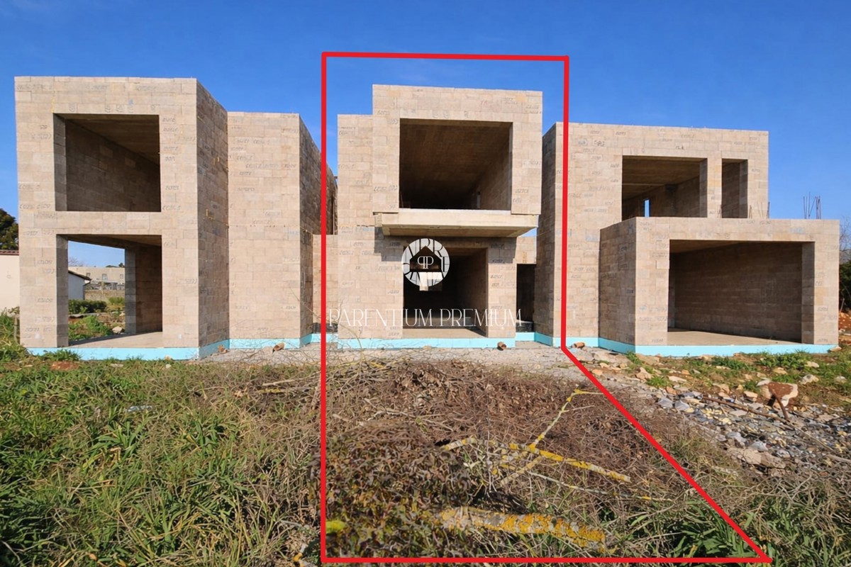 Costruzione ISOTEX di alta qualità – Casa ad alta efficienza energetica con vista mare