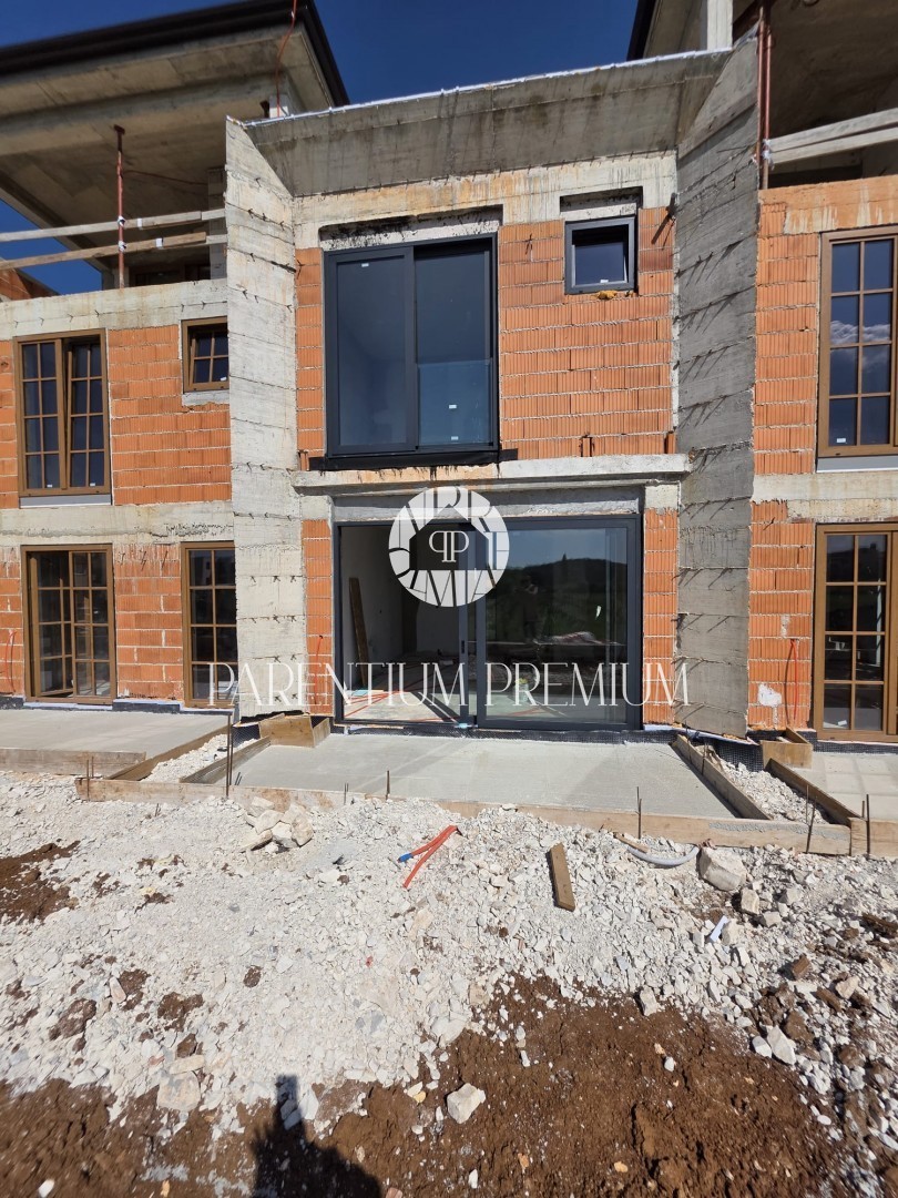 Casa mediterana a schiera a 2 km dal centro di Parenzo e dal mare