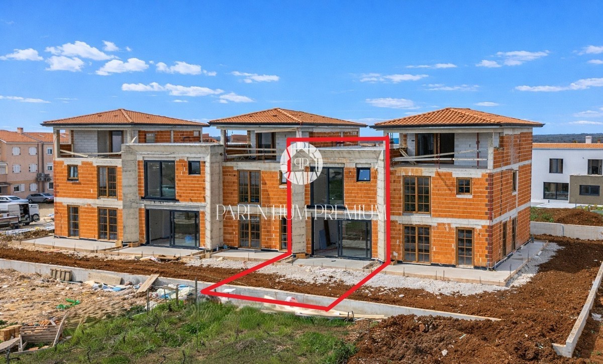 Casa mediterana a schiera a 2 km dal centro di Parenzo e dal mare