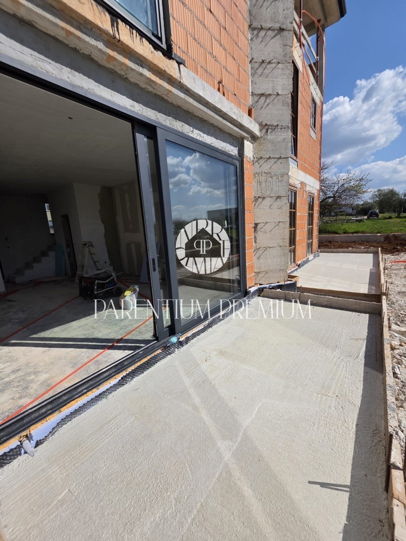 Casa mediterana a schiera a 2 km dal centro di Parenzo e dal mare