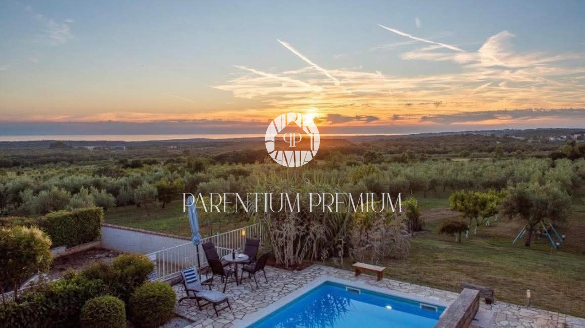 TOP Una villa con una bellissima vista sul mare e sulla campagna