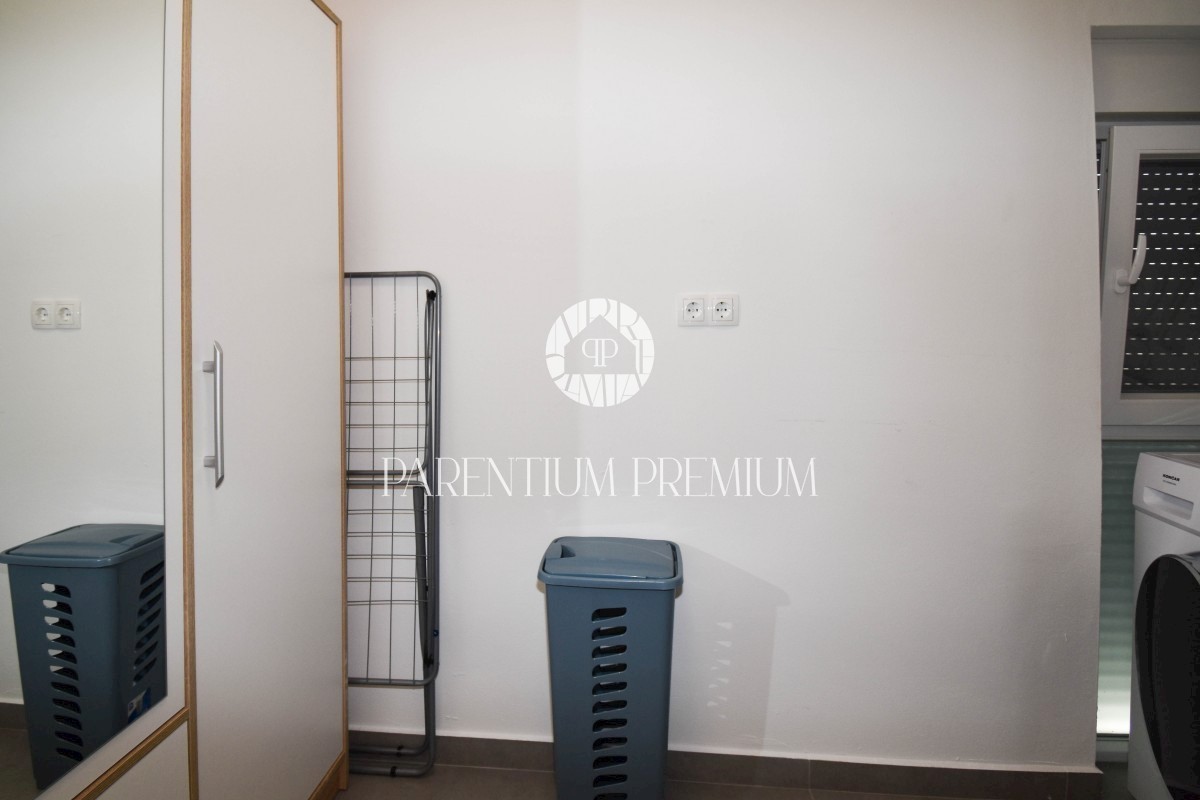 Eccellente nuova casa con 2 unità abitative e 2 piscine, ideale per il turismo