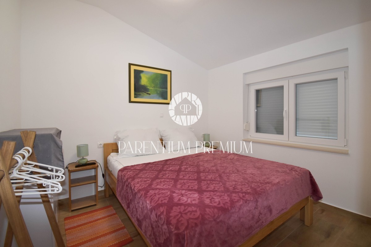 Eccellente nuova casa con 2 unità abitative e 2 piscine, ideale per il turismo
